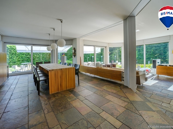 RE:MAXImmobilienDeLuxSaarlouisPicardWohnbereich Essbereich 1