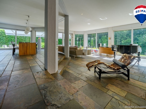 RE:MAXImmobilienDeLuxSaarlouisPicardWohnbereich 