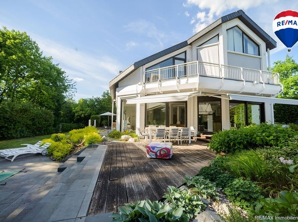 RE:MAXImmobilienDeLuxSaarlouisPicardAussen