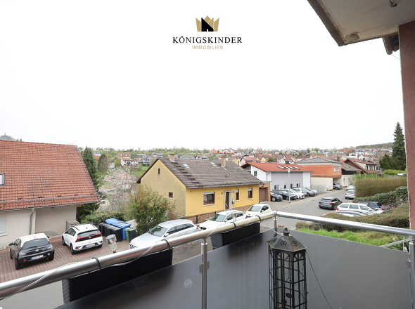 Blick in die Straße nach rechts...