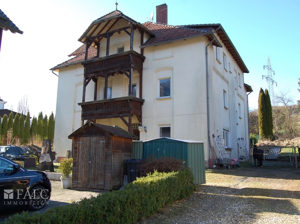 Hausansicht links vorne