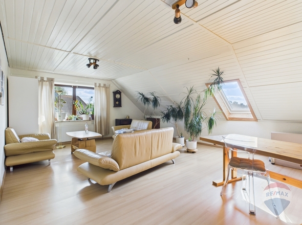 Wohnzimmer DG
