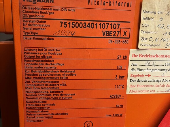 Heizung Typenschild