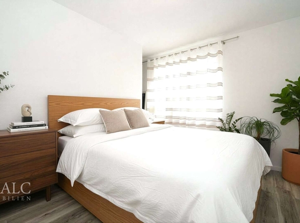 Schlafzimmer EG (Vis.)