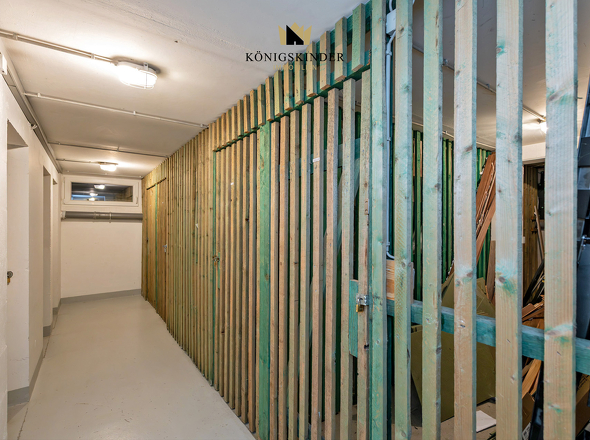 Großes Kellerabteil