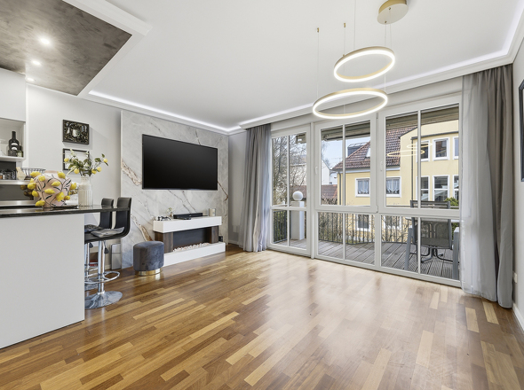 Wohn-/Essbereich mit Küche