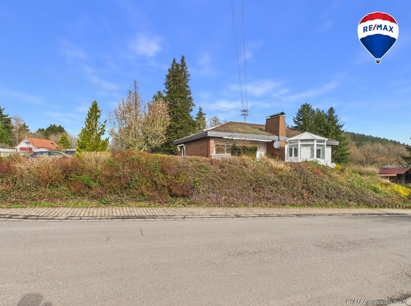 REMAX Immobilien DeLux Haus in Nohfelden / Türkismühle zu verkaufen