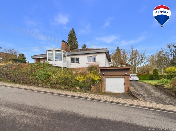 REMAX Immobilien DeLux Haus in Nohfelden / Türkismühle zu verkaufen