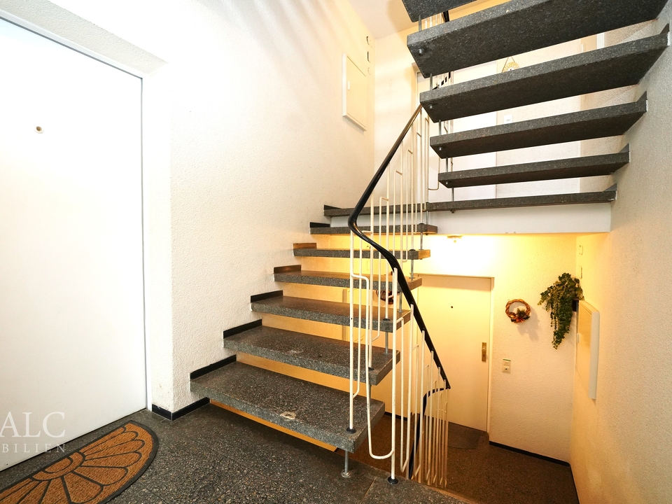 gepflegtes Treppenhaus