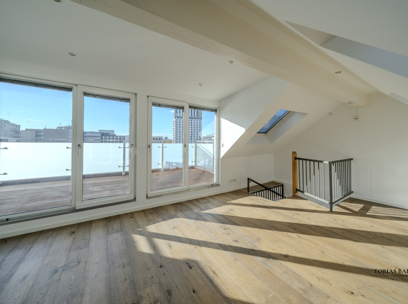 Arbeitszimmer oben