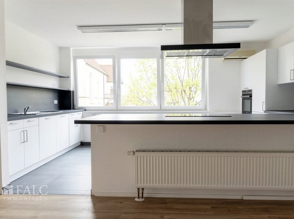 Küche KI Bearbeitet