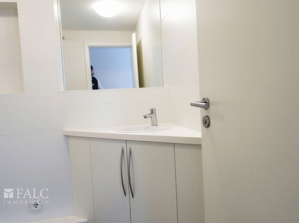 Badezimmer 2 - (KI bearbeitet)