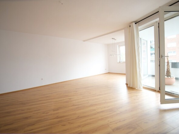 Wohn  und  Essbereich