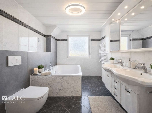 Badezimmer Erdgeschoss