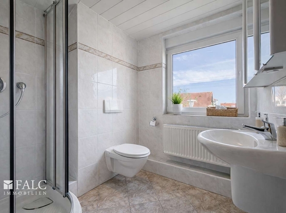 Badezimmer Dachgeschoss