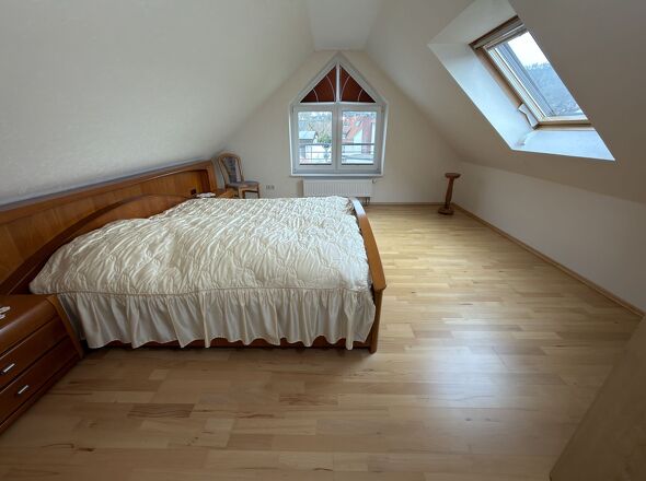 Schlafzimmer im Spitzboden