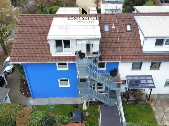 Stahltreppe Eingangsseite zur Wohnung und Ferienwohnung