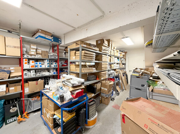 Lager oder weitere Garage