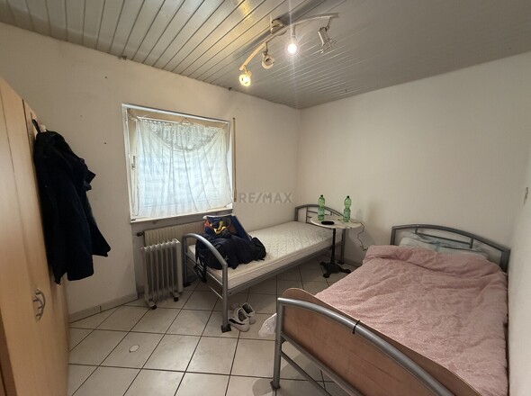 Schlafzimmer-EG (2)