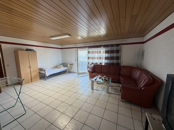 Wohnzimmer-UG