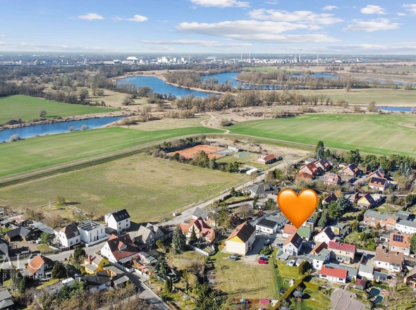 Luftbild (Hintergrund Magdeburg)