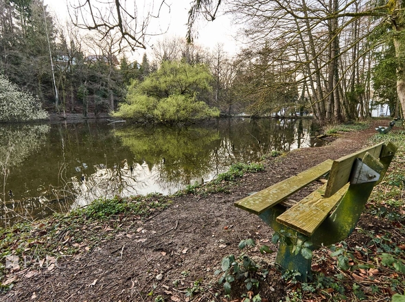 Benachbarter Weiher 