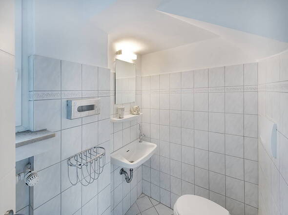 Badezimmer 2