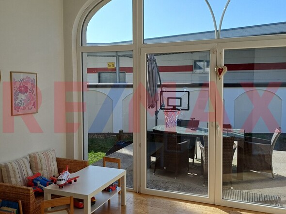 gemütlicher Wintergarten 