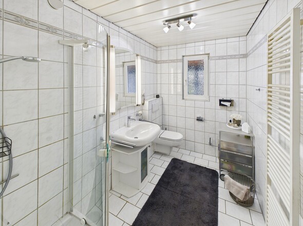 Badezimmer EG