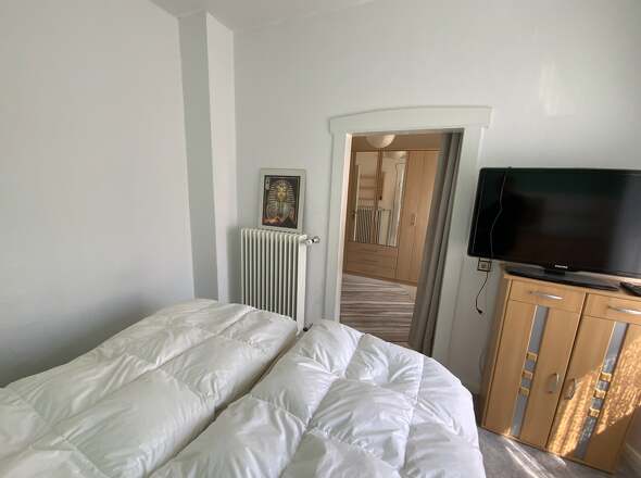 Beispiel für ein Schlafzimmer mit Ankleidezimmer