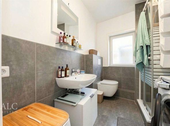 Für die Morgenroutine (2. OG Whg 3)