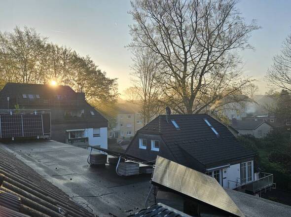 Balkonkraftwerk und Ausblick