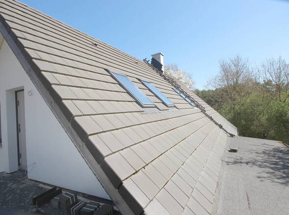 Dach mit mögl. Terrassenausbau u. Platz für PV-Anlage