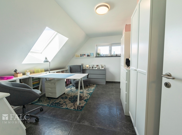 Büro Dachgeschoss