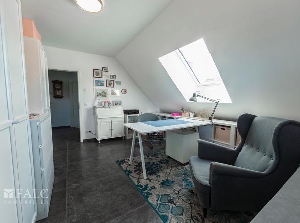 Büro Dachgeschoss
