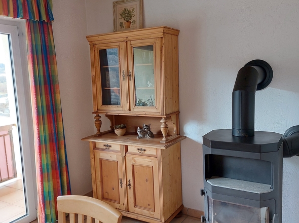  Küche mit Kaminofen 1.OG