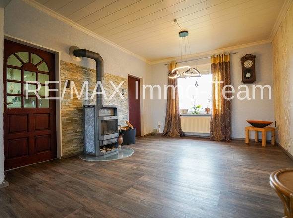 Wohn/- und Esszimmer