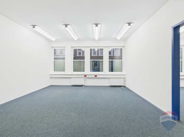 Büro 4