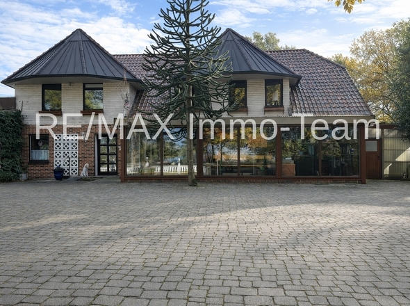 vorne Haus