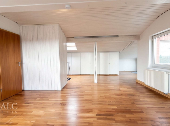 1. Schlafzimmer 2. OG