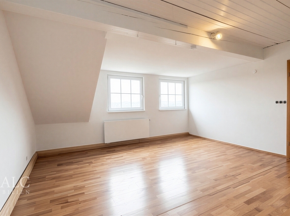 1. Schlafzimmer 2. OG