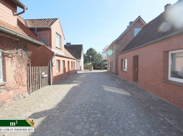 Frisch renovierte u. historische Anliegerstraße