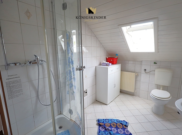 ...und das Duschbad.