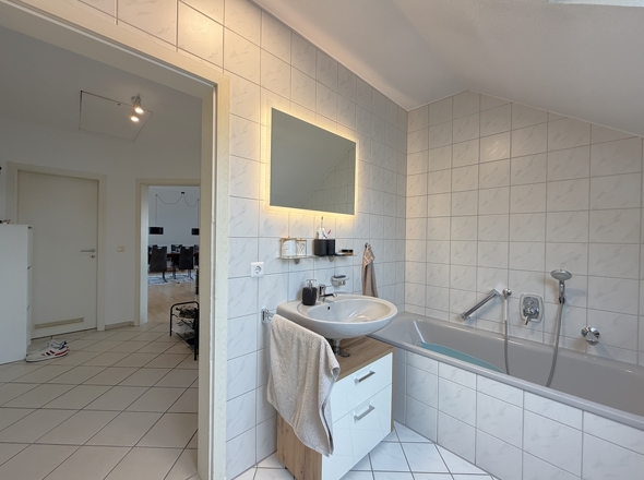 Sichtachse Bad/Flur/Wohnen