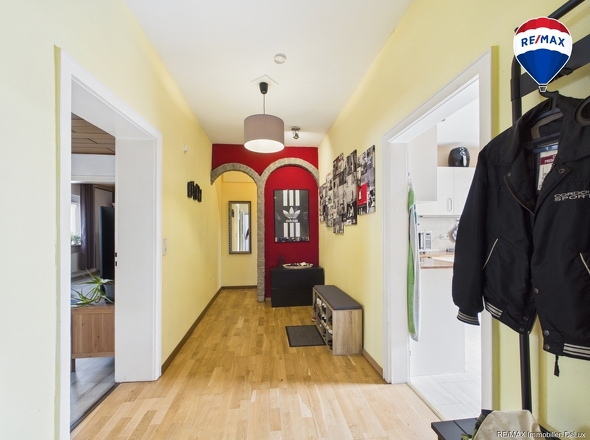 Eingangsflur W.links