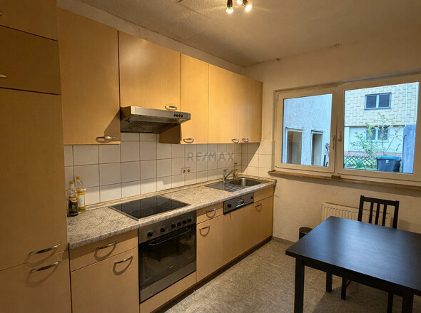 EG Küche  mit KI entpersonalisiert