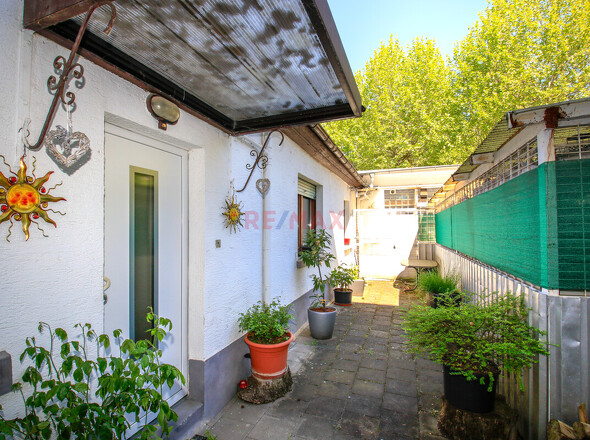 Wohnung-Hinterhaus