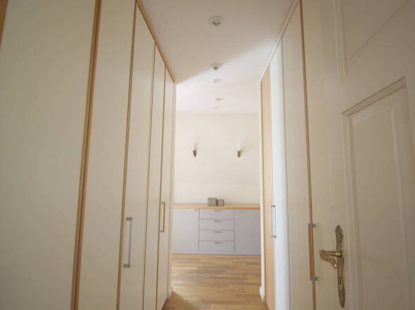 Ankleidezimmer im sep. Elterntrakt OG