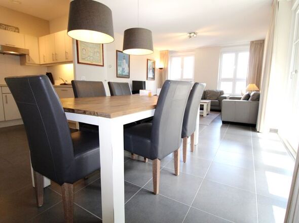 Duinhof_V_appartement_19_05_eettafel