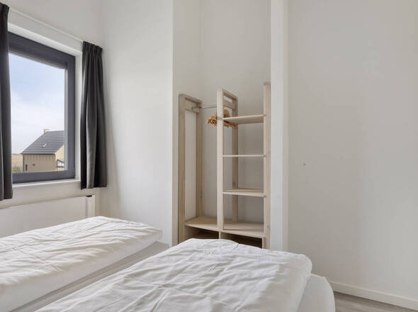 Schlafzimmer2, Regal